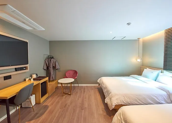 Hotel Bonathree Busan